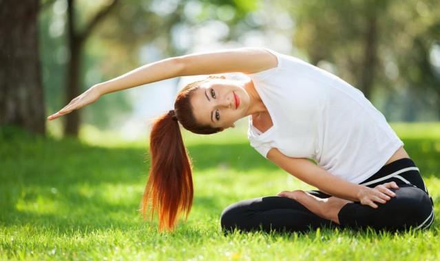 【b体育入口】VAR判罚引发巨大争议 关键进球被吹球迷愤怒抗议