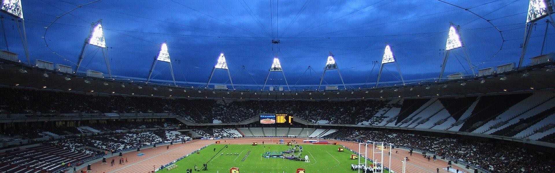 【b体育入口】百米飞人巅峰对决，新星闪耀，传奇再续