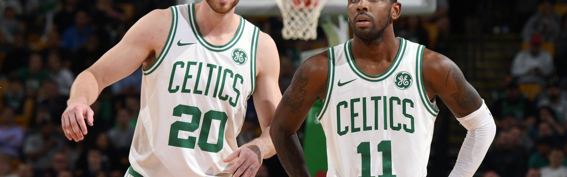 b体育：意甲联赛激战正酣，尤文图斯绝杀AC米兰，国际米兰紧追不舍