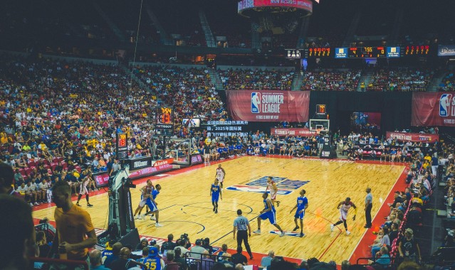 b体育下载-全球极限运动热潮再升级，2025年国际翼装飞行锦标赛创下新纪录