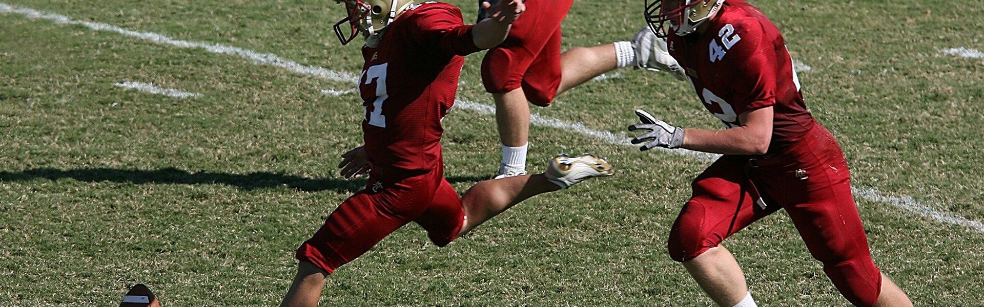 b体育app：阿尔卡拉斯强势晋级温网四强 新生代天王展现王者风范